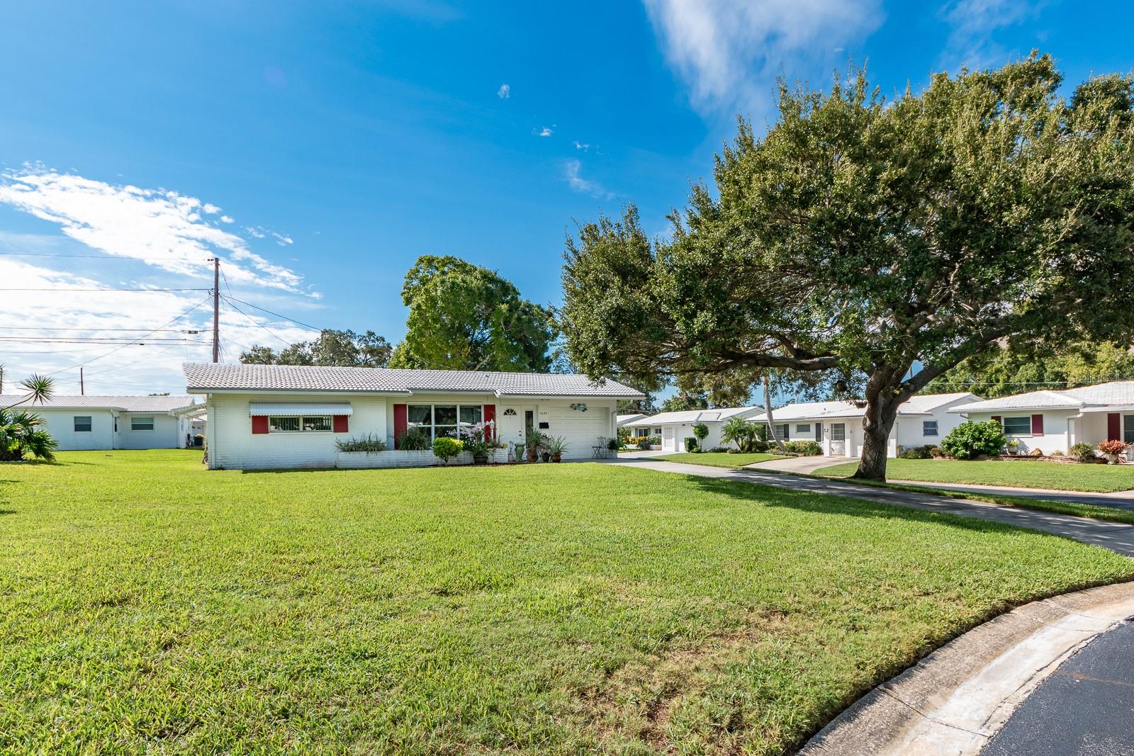 TAMARAC BY THE GULF - Residential