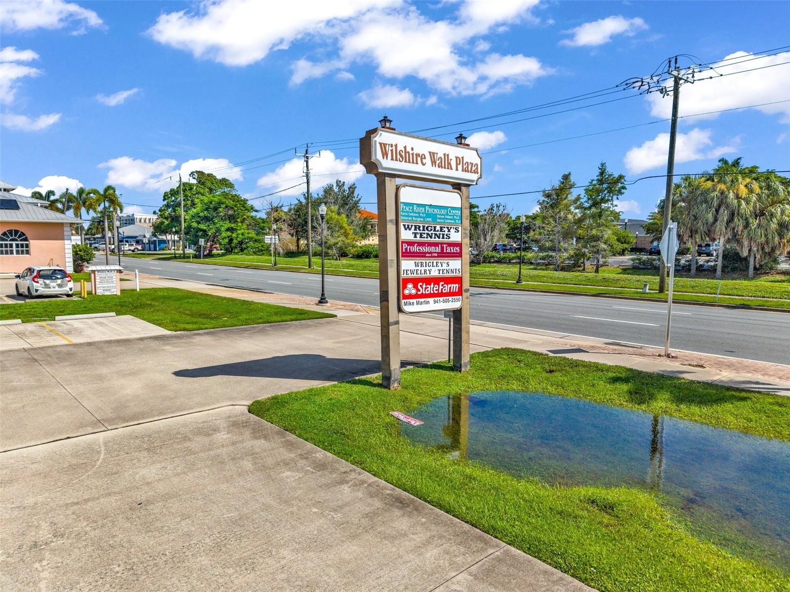 425 Cross St, Punta Gorda, FL 33950