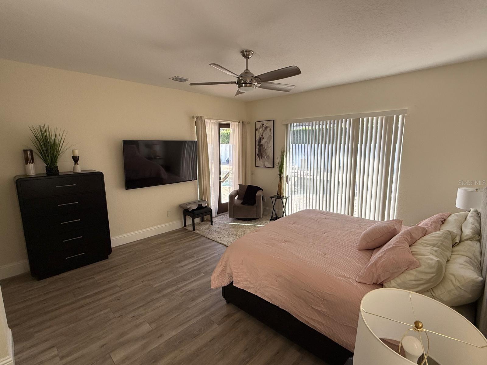 HUNTERS CREEK TR 130 PH 02 - Residential