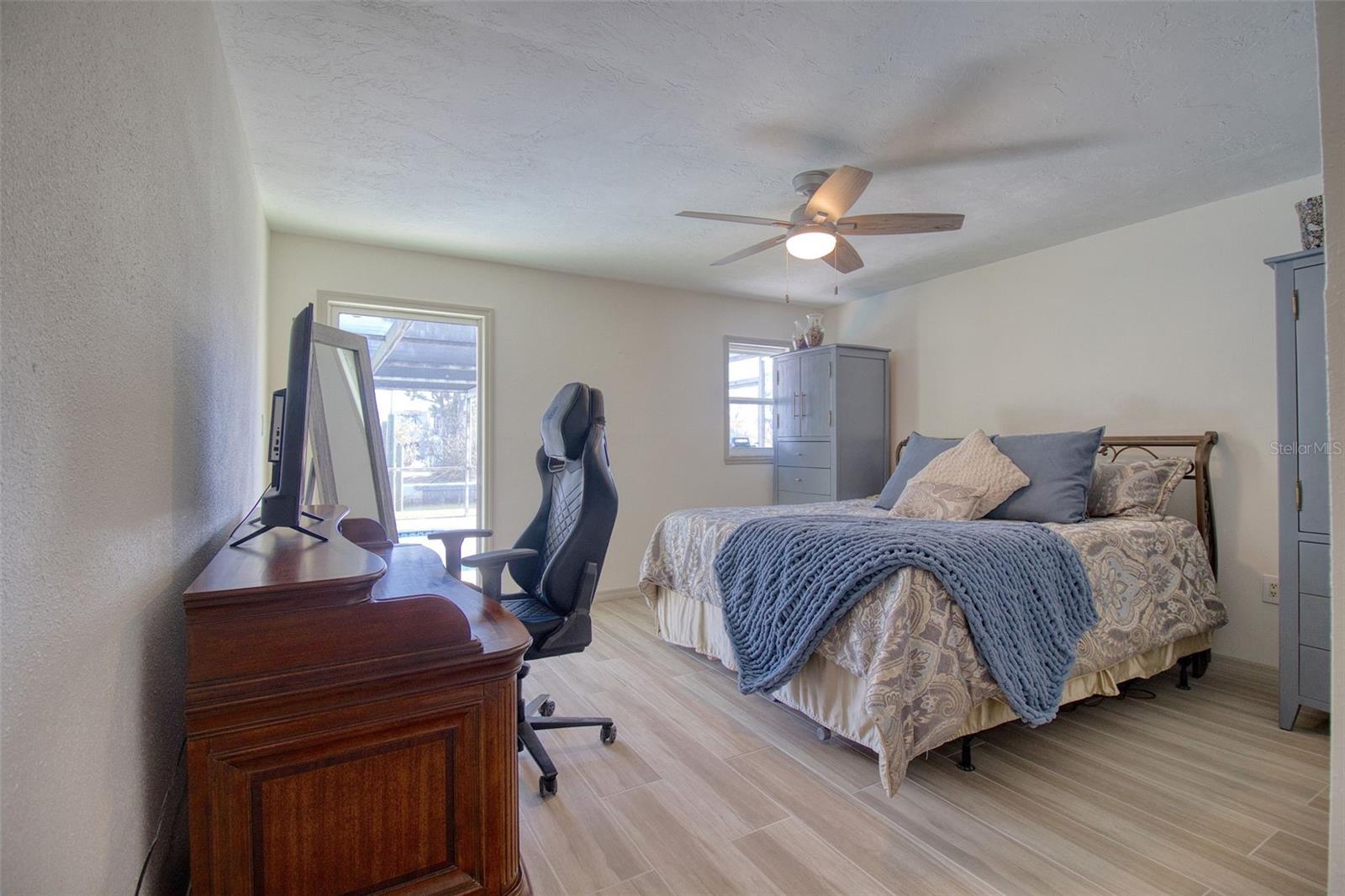 HUDSON BEACH ESTATES - Residential