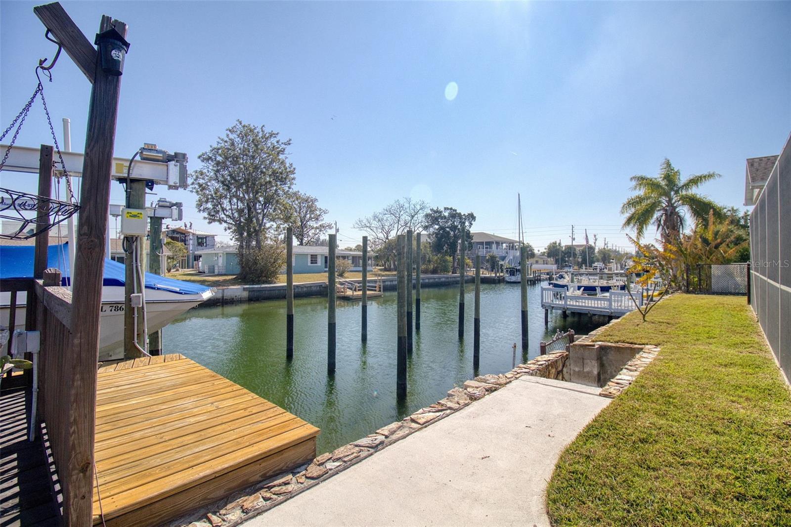 HUDSON BEACH ESTATES - Residential