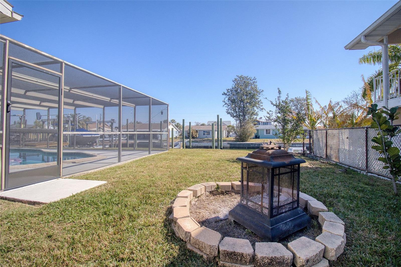 HUDSON BEACH ESTATES - Residential