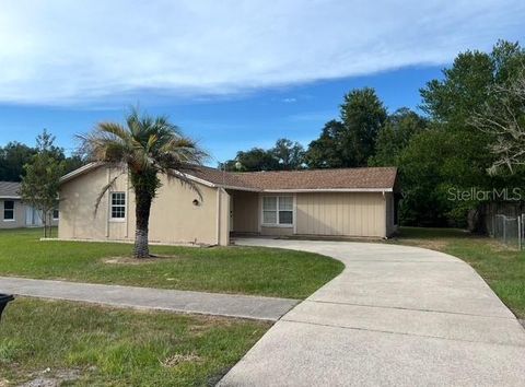 Photo of 4133 SW 143rd Lane Road, Ocala, FL 34473 (MLS # OM698458)