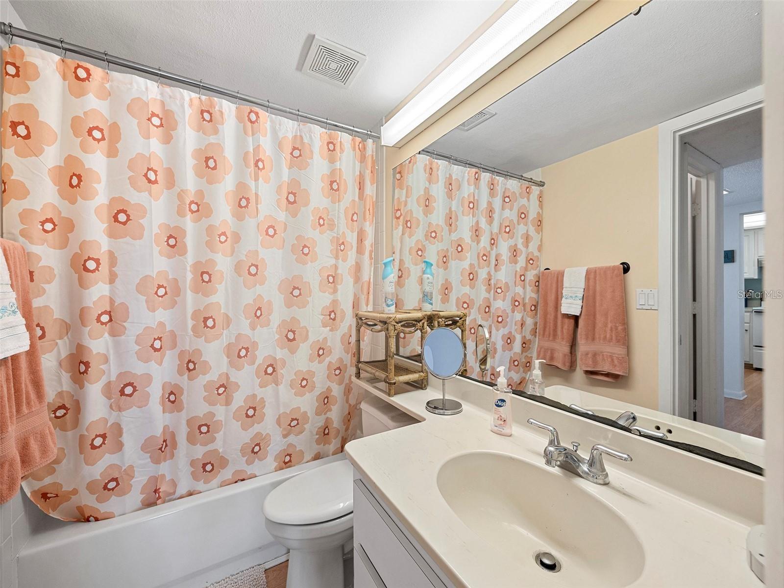 BIRD BAY II - Residential