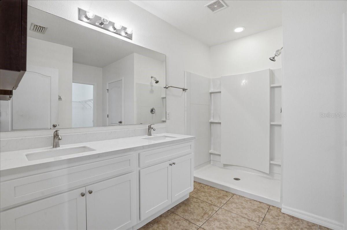 DEL TIERRA PH I - Residential