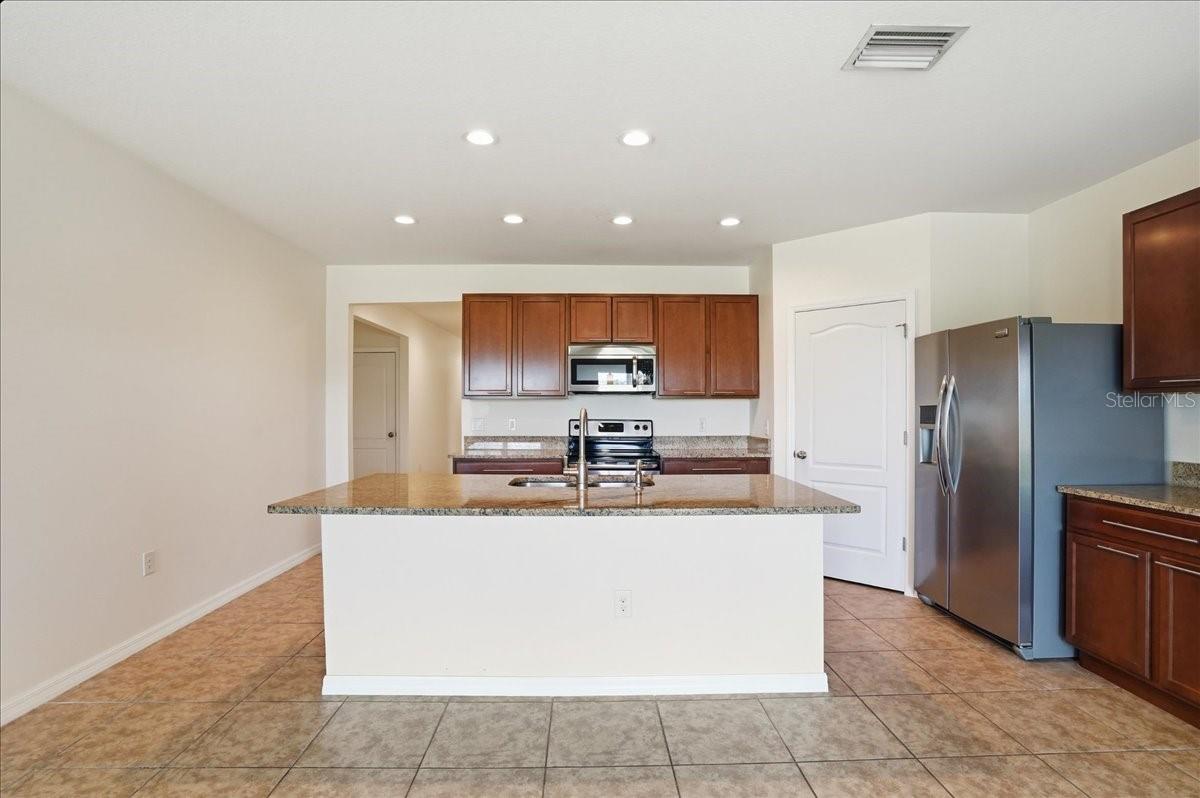 DEL TIERRA PH I - Residential