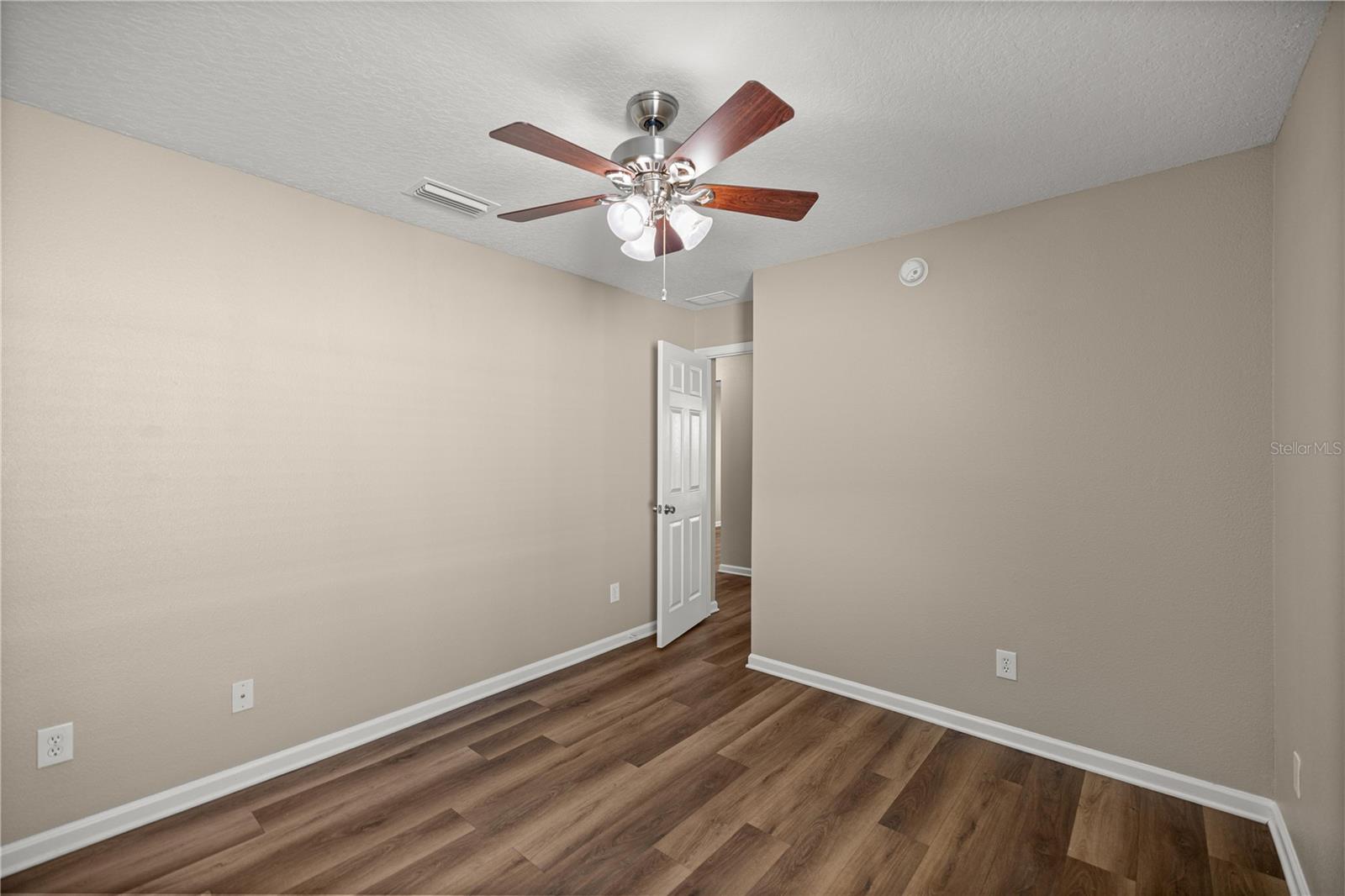 MARION OAKS UN 10 - Residential