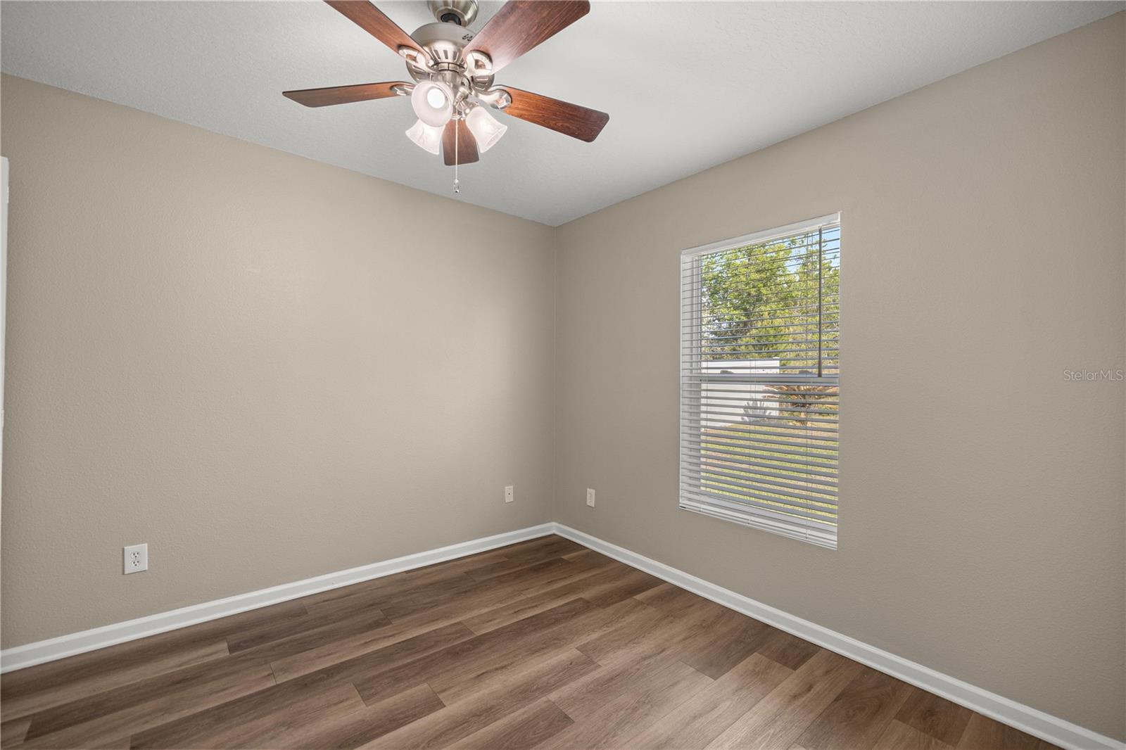 MARION OAKS UN 10 - Residential