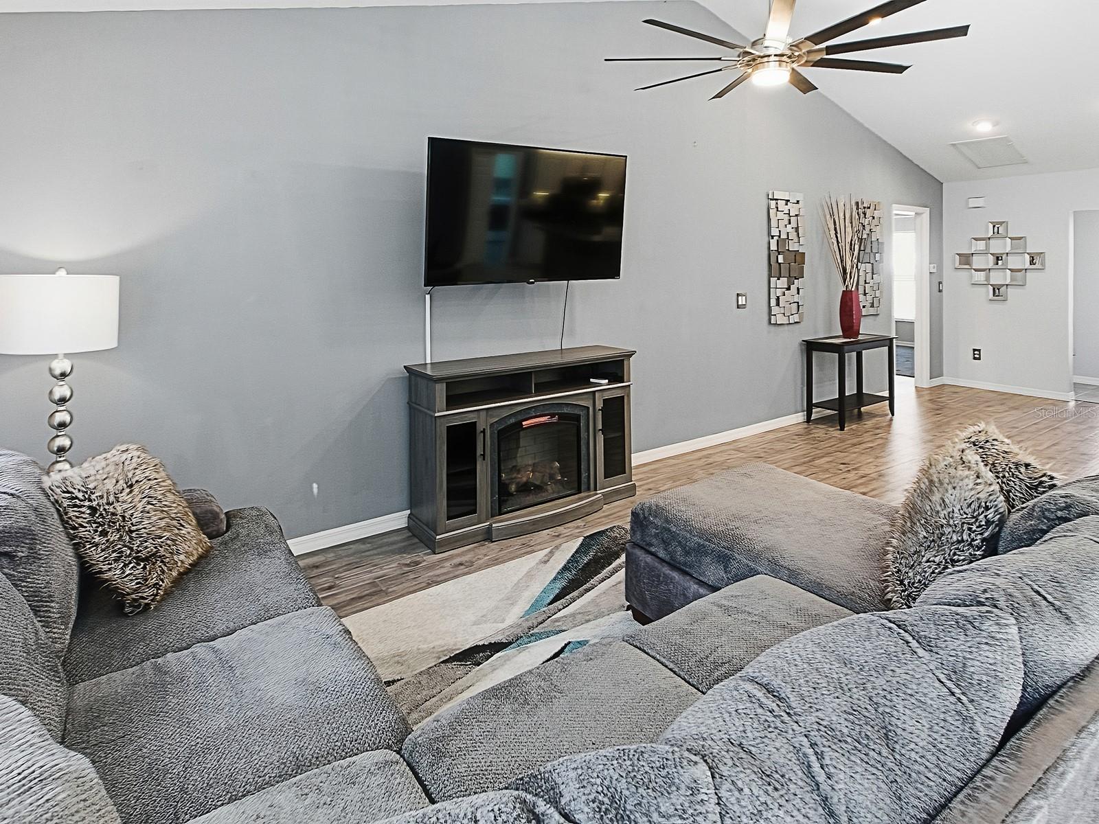 ORANGE BLOSSOM HILLS UN 09 - Residential