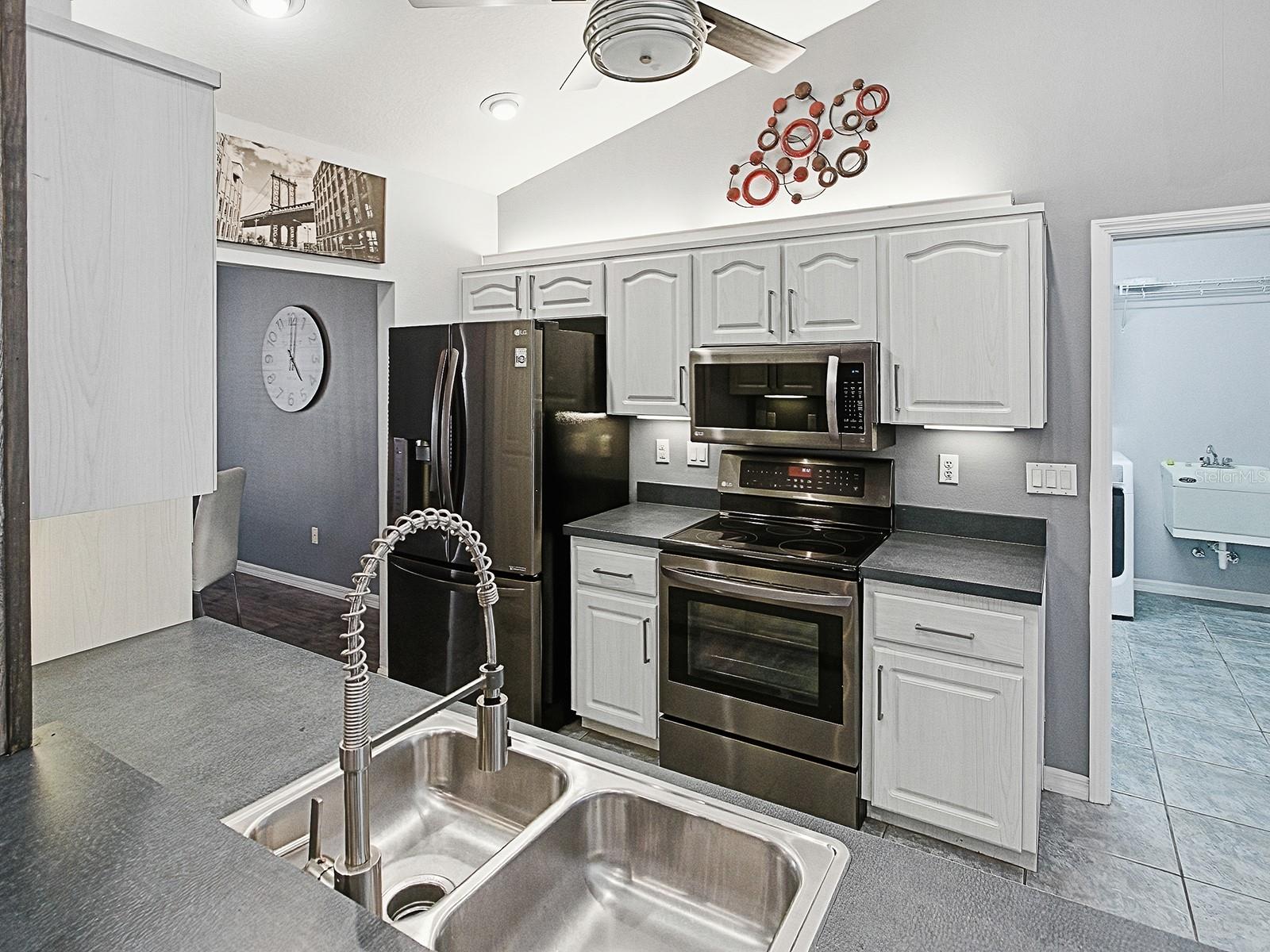 ORANGE BLOSSOM HILLS UN 09 - Residential