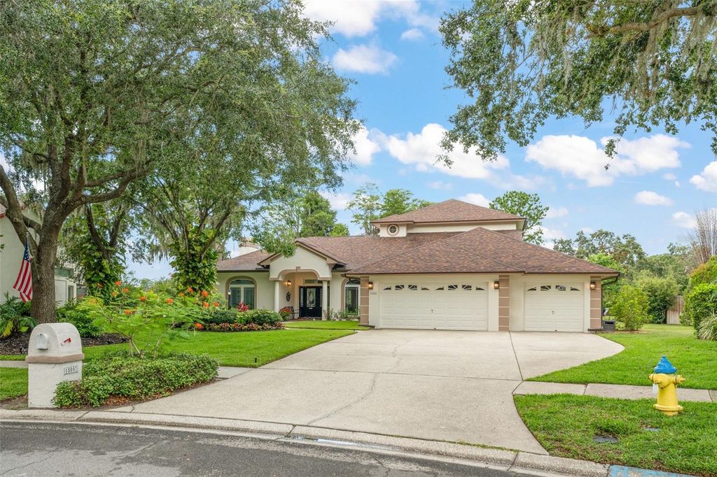 Photo of 15007 Laurel Cove Circle, Odessa, FL 33556 (MLS # O6321193)