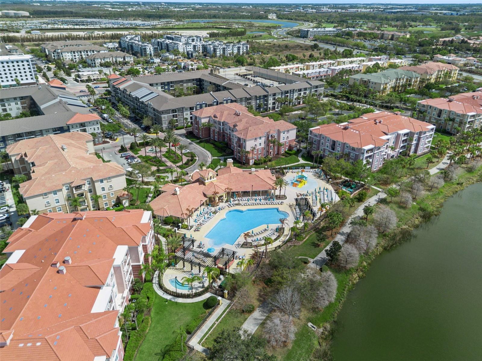 VISTA CAY - Residential