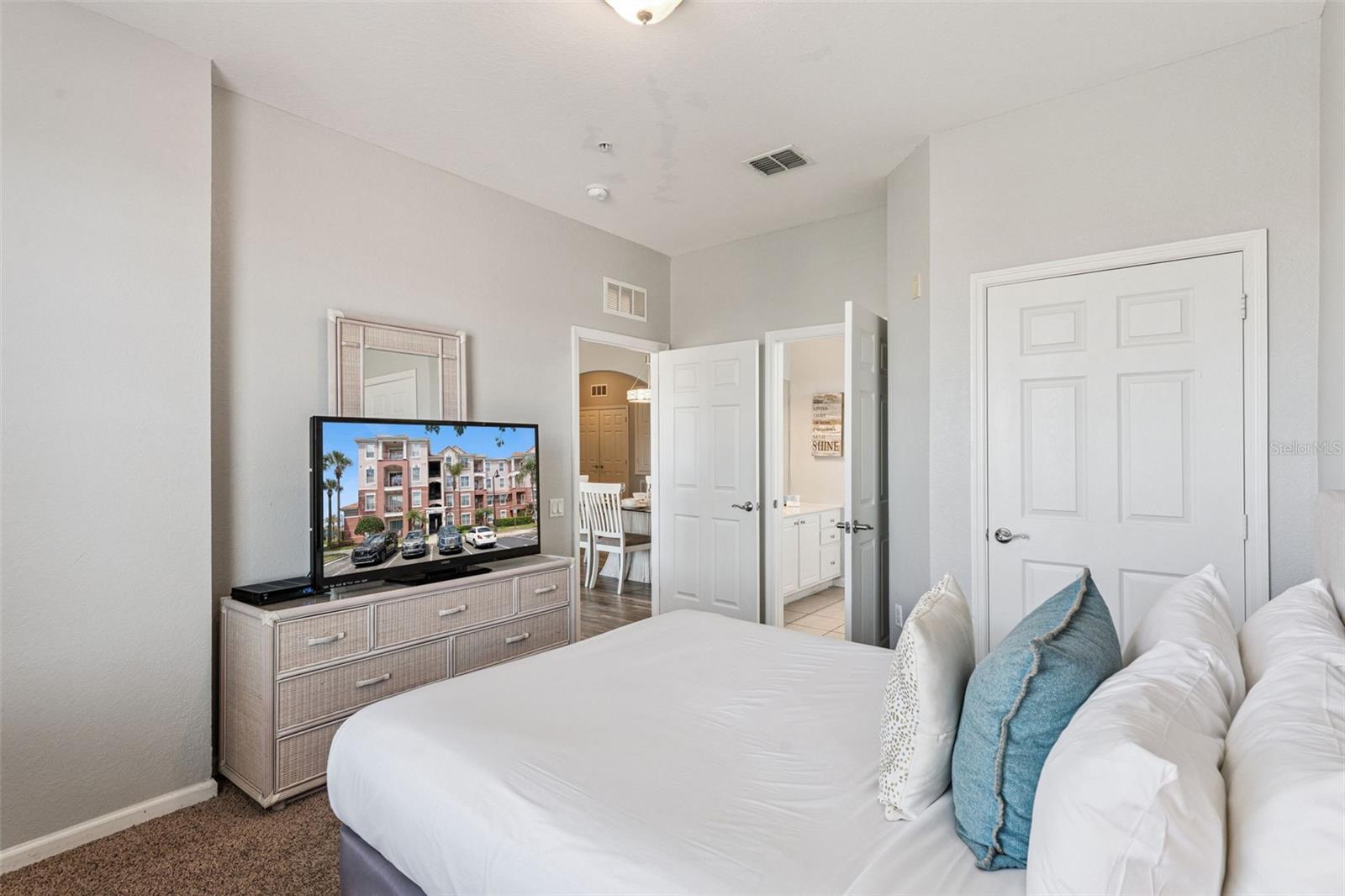 VISTA CAY - Residential