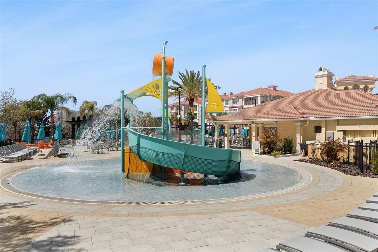 VISTA CAY - Residential