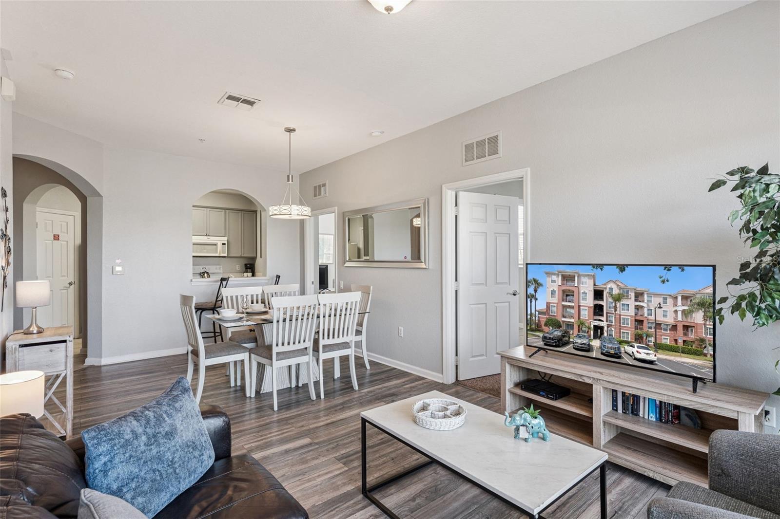 VISTA CAY - Residential