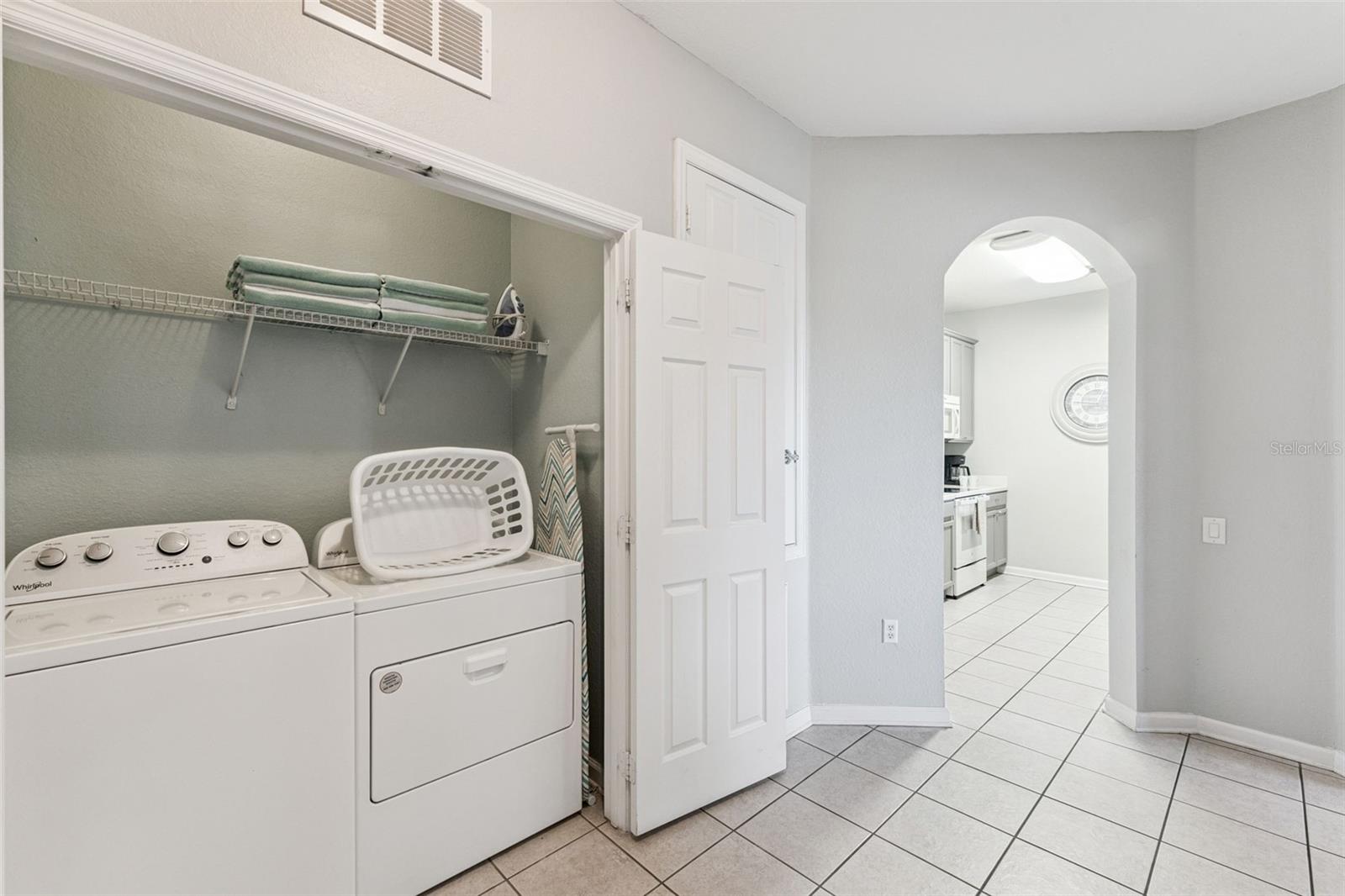 VISTA CAY - Residential