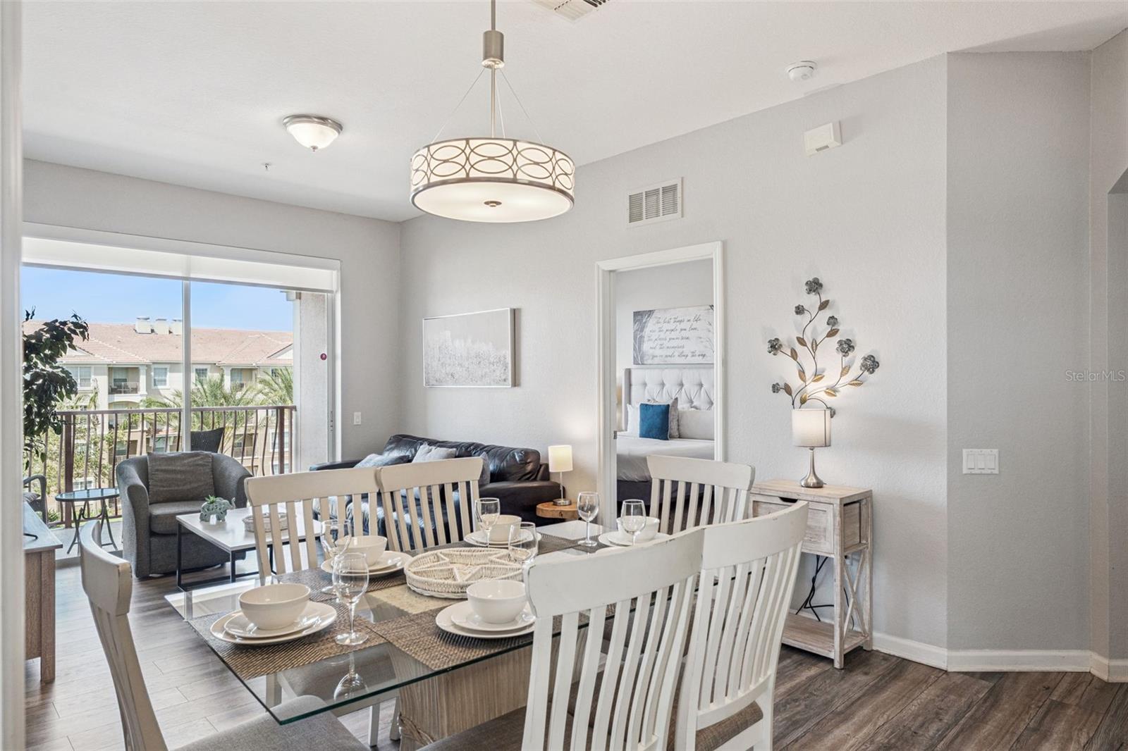 VISTA CAY - Residential