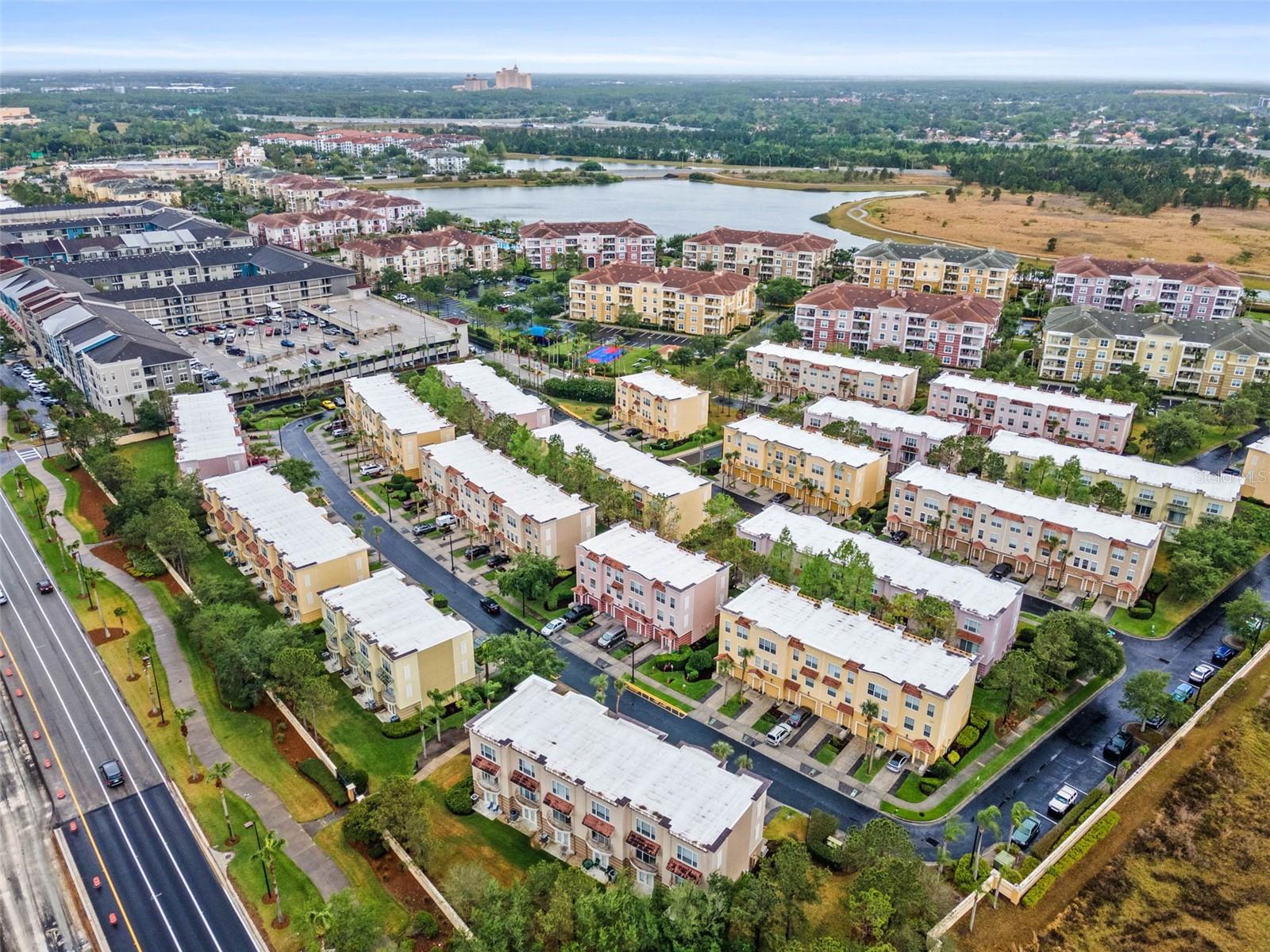 VISTA CAY - Residential