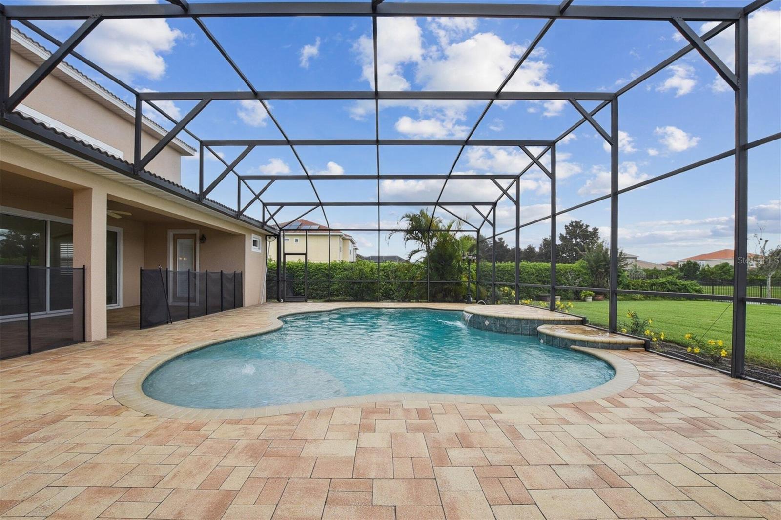 FONTANA ESTATES - Residential