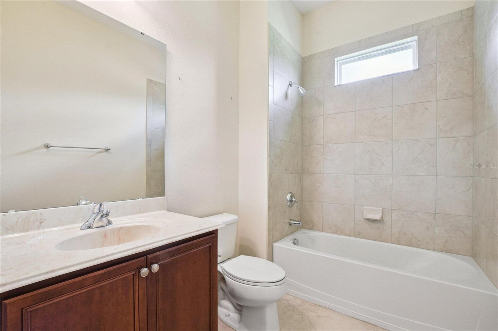 FONTANA ESTATES - Residential