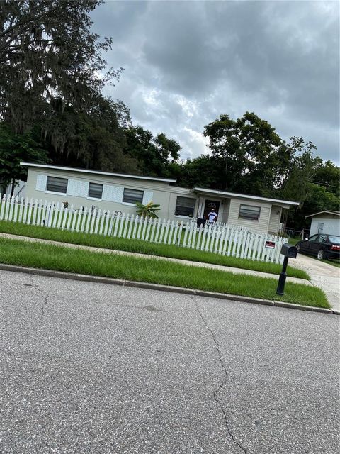 4207 MEADOWBROOK AVENUE ORLANDO FL 32808