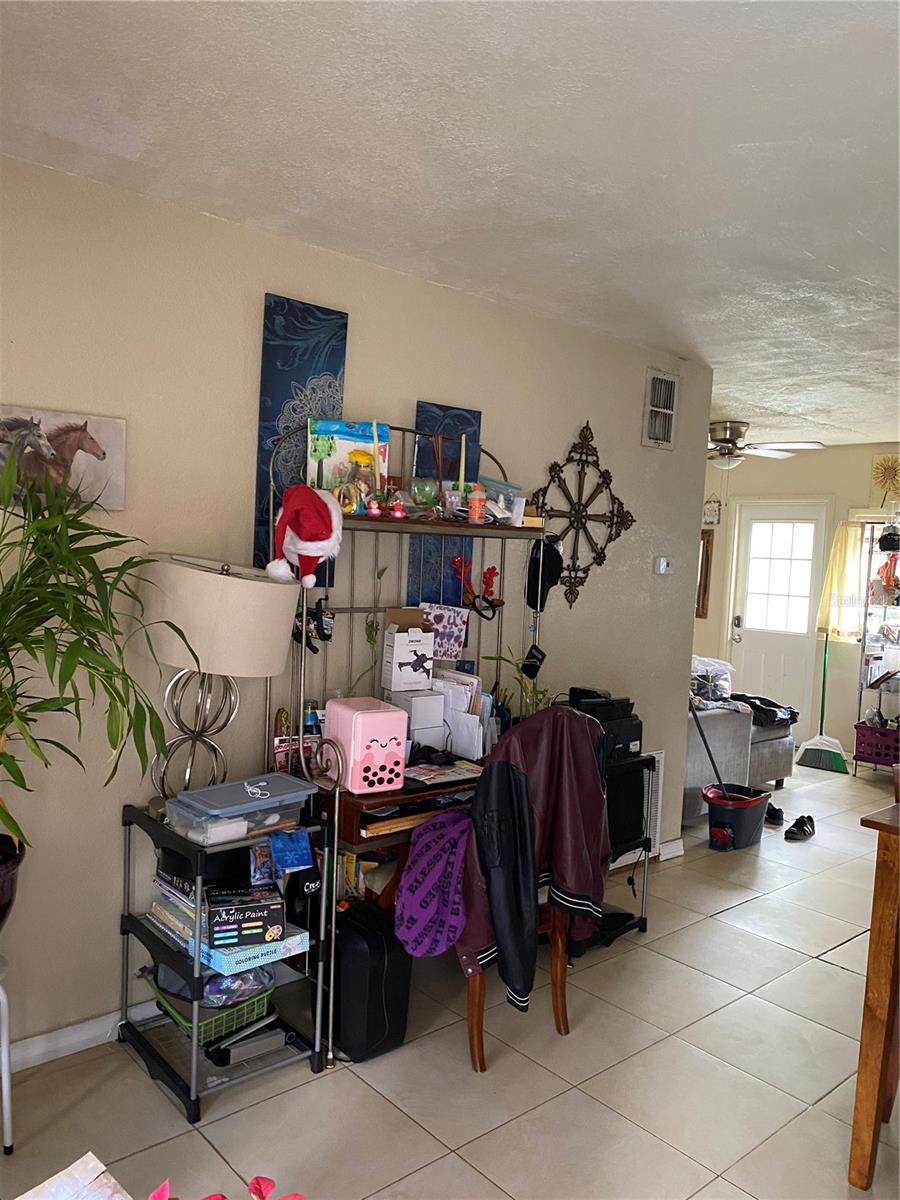 4207 MEADOWBROOK AVENUE