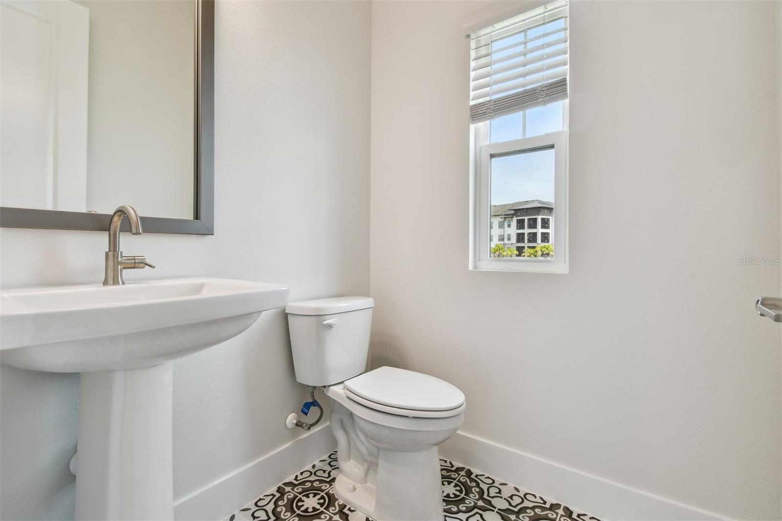 EMERALD LANDING AT WATERSIDE - Residential