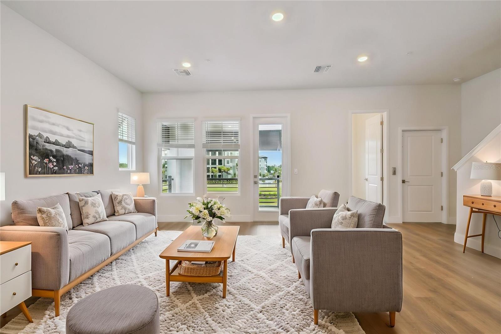 EMERALD LANDING AT WATERSIDE - Residential