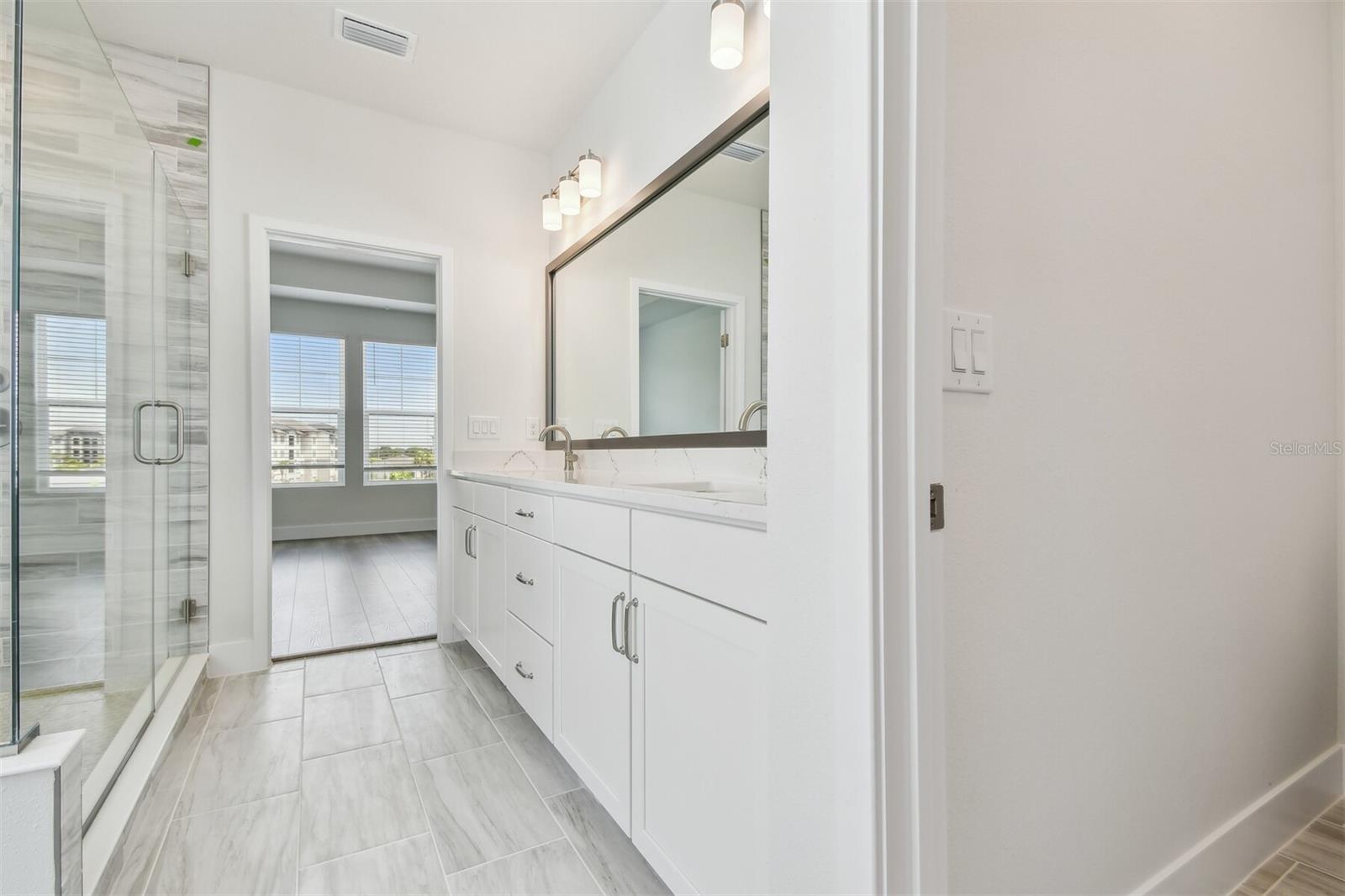 EMERALD LANDING AT WATERSIDE - Residential