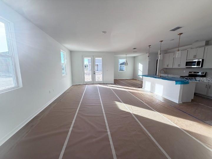 TRAILSIDE - Residential