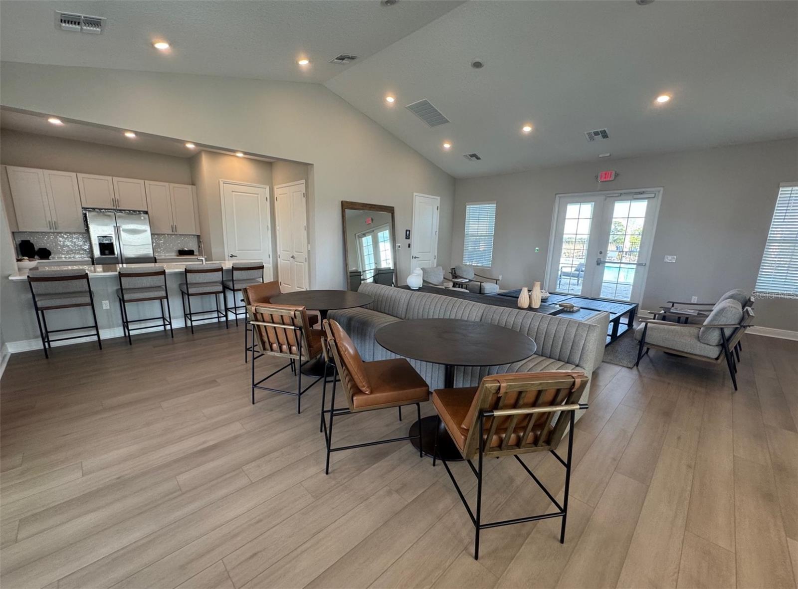 TRAILSIDE - Residential