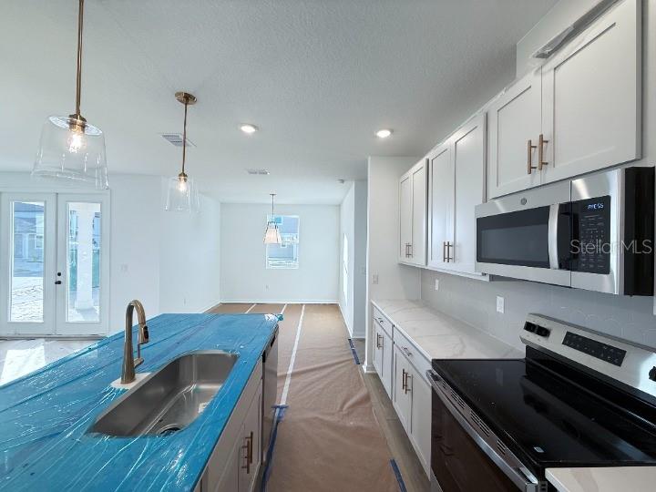 TRAILSIDE - Residential