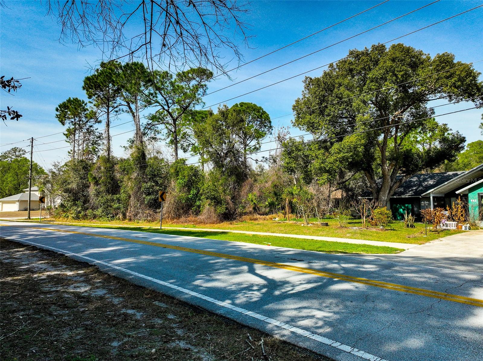 DELTONA LAKES UNIT 20 - Land