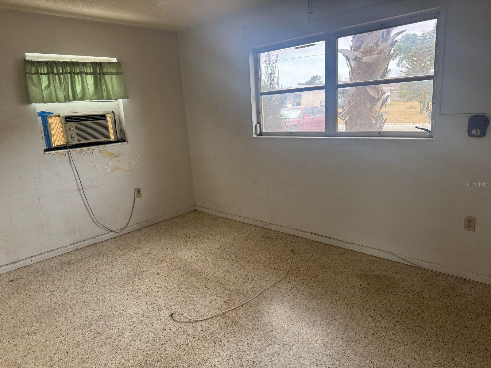 BREEZEWOOD PARK UNIT 01 - Residential