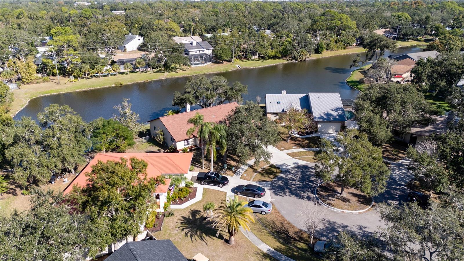 2144 BLACK OAK COURT