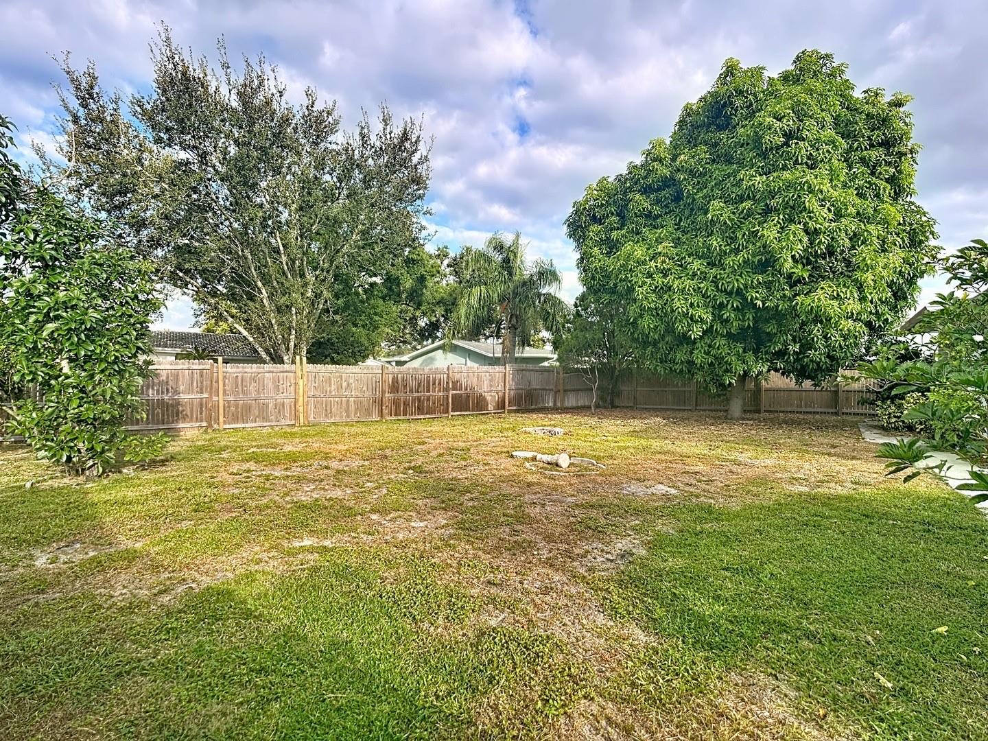 OAKHURST ACRES 3RD ADD - Residential