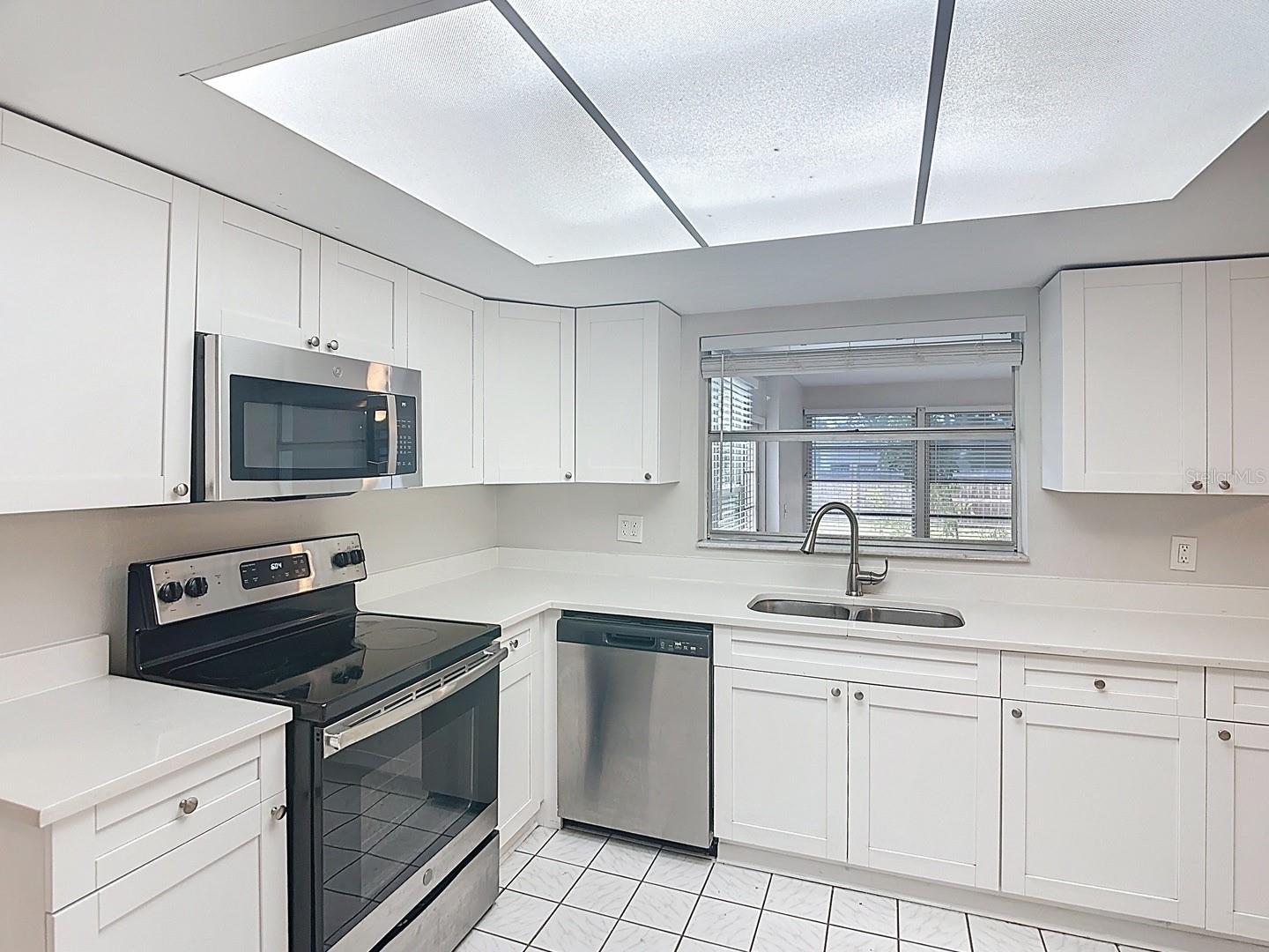 OAKHURST ACRES 3RD ADD - Residential