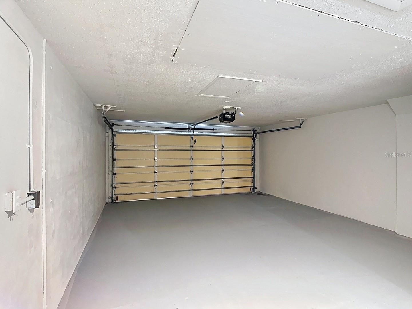 OAKHURST ACRES 3RD ADD - Residential