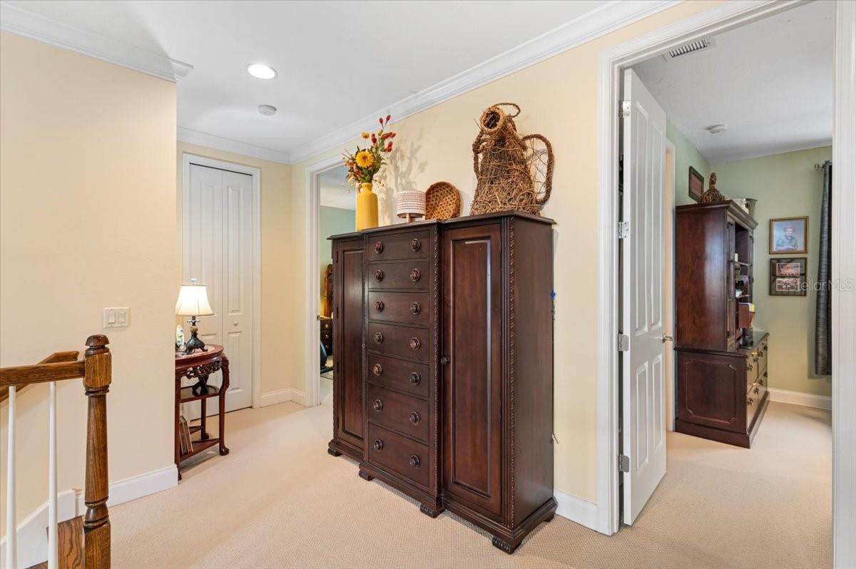 BOUGAINVILLEA PLACE - Residential