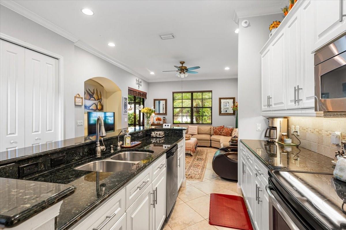 BOUGAINVILLEA PLACE - Residential