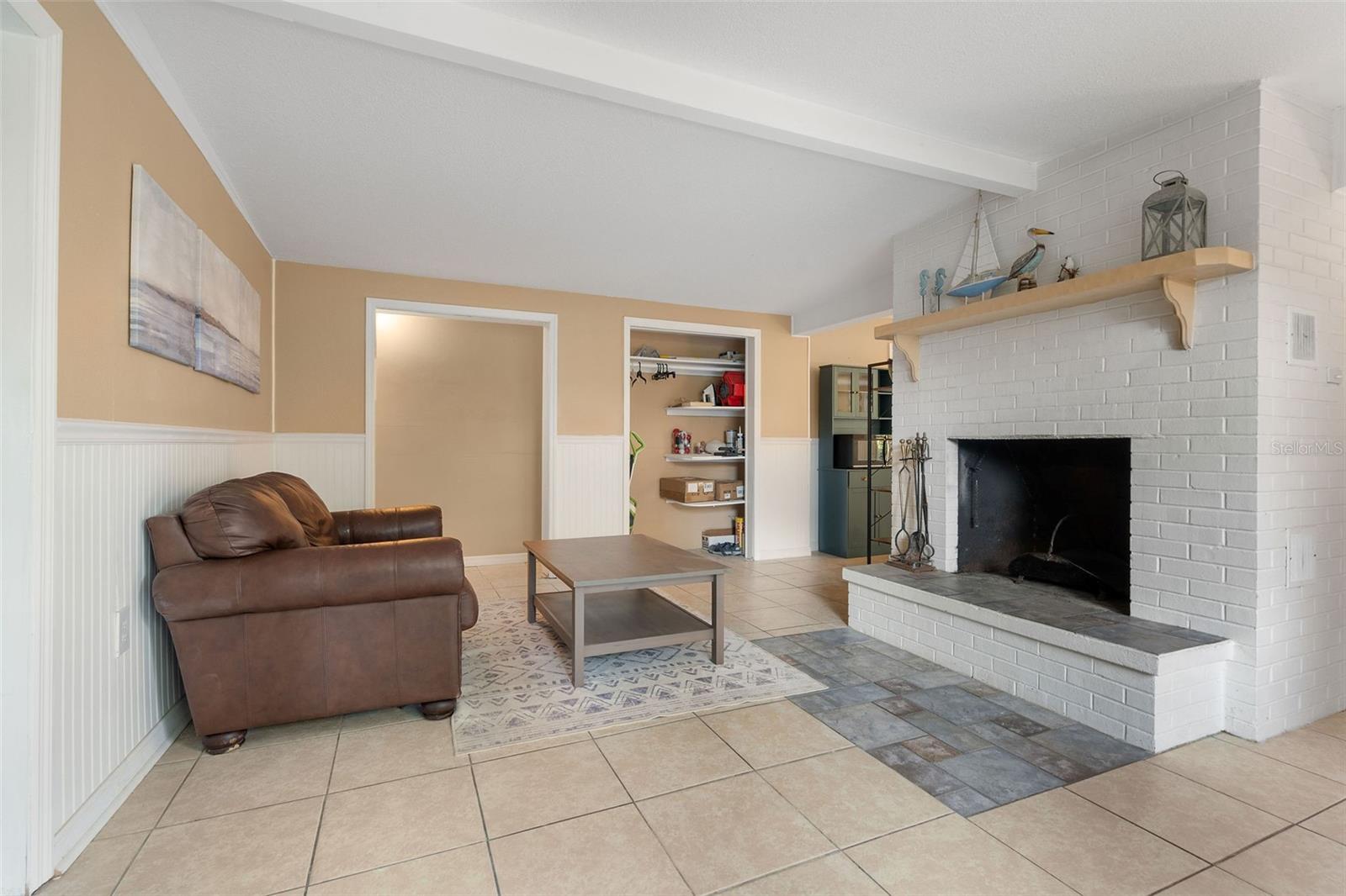 PALM GROVE COLONY - Residential