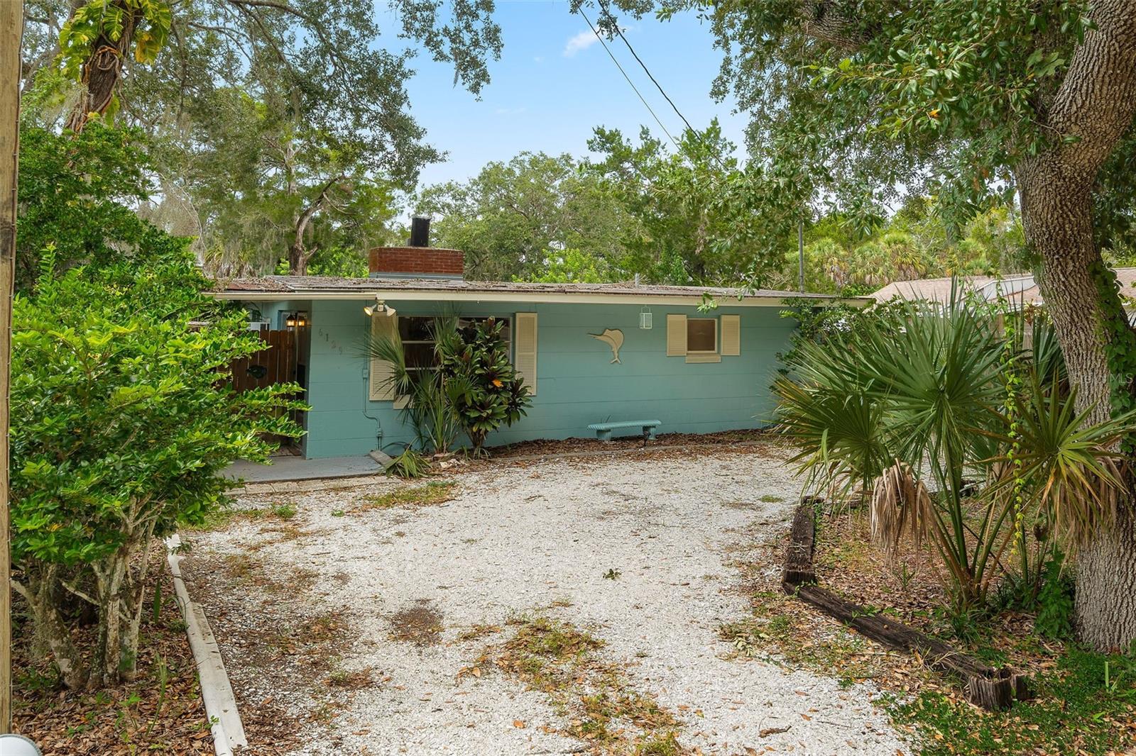 PALM GROVE COLONY - Residential
