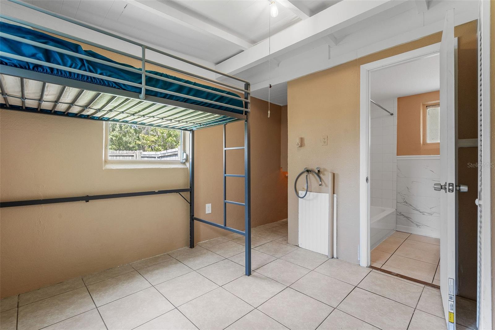 PALM GROVE COLONY - Residential