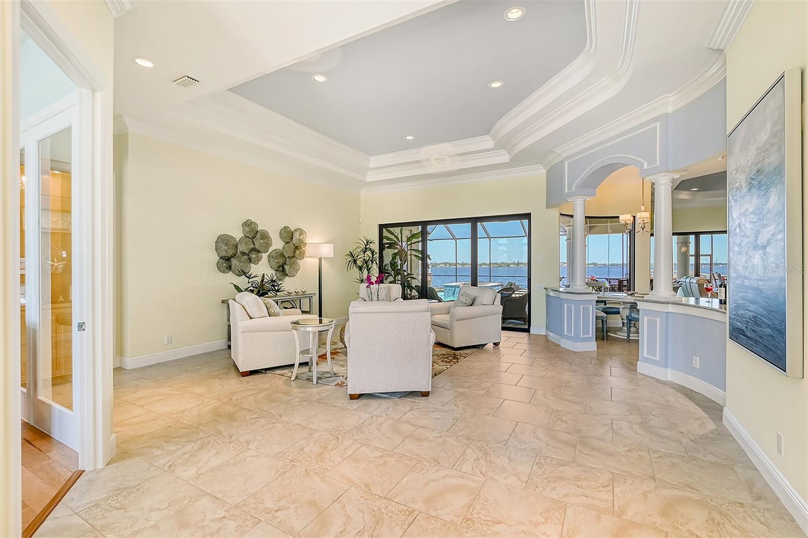 RIVERDALE - Residential