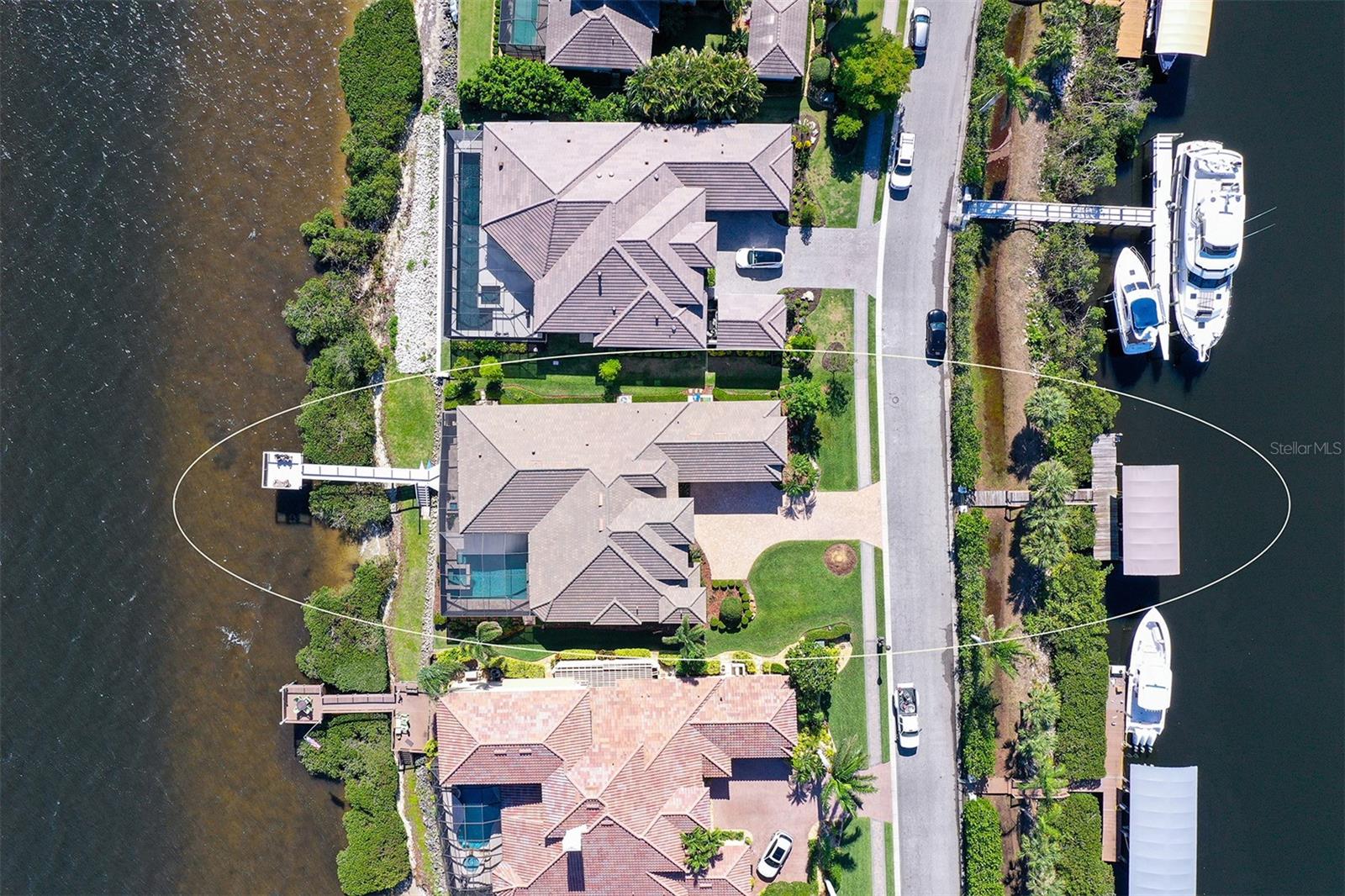 RIVERDALE - Residential