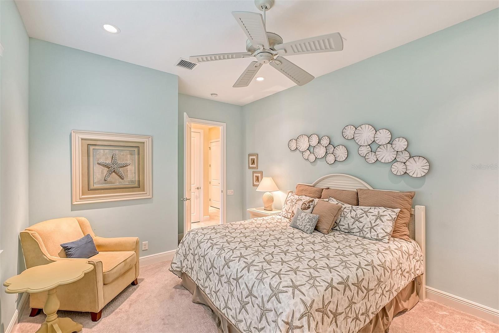 RIVERDALE - Residential