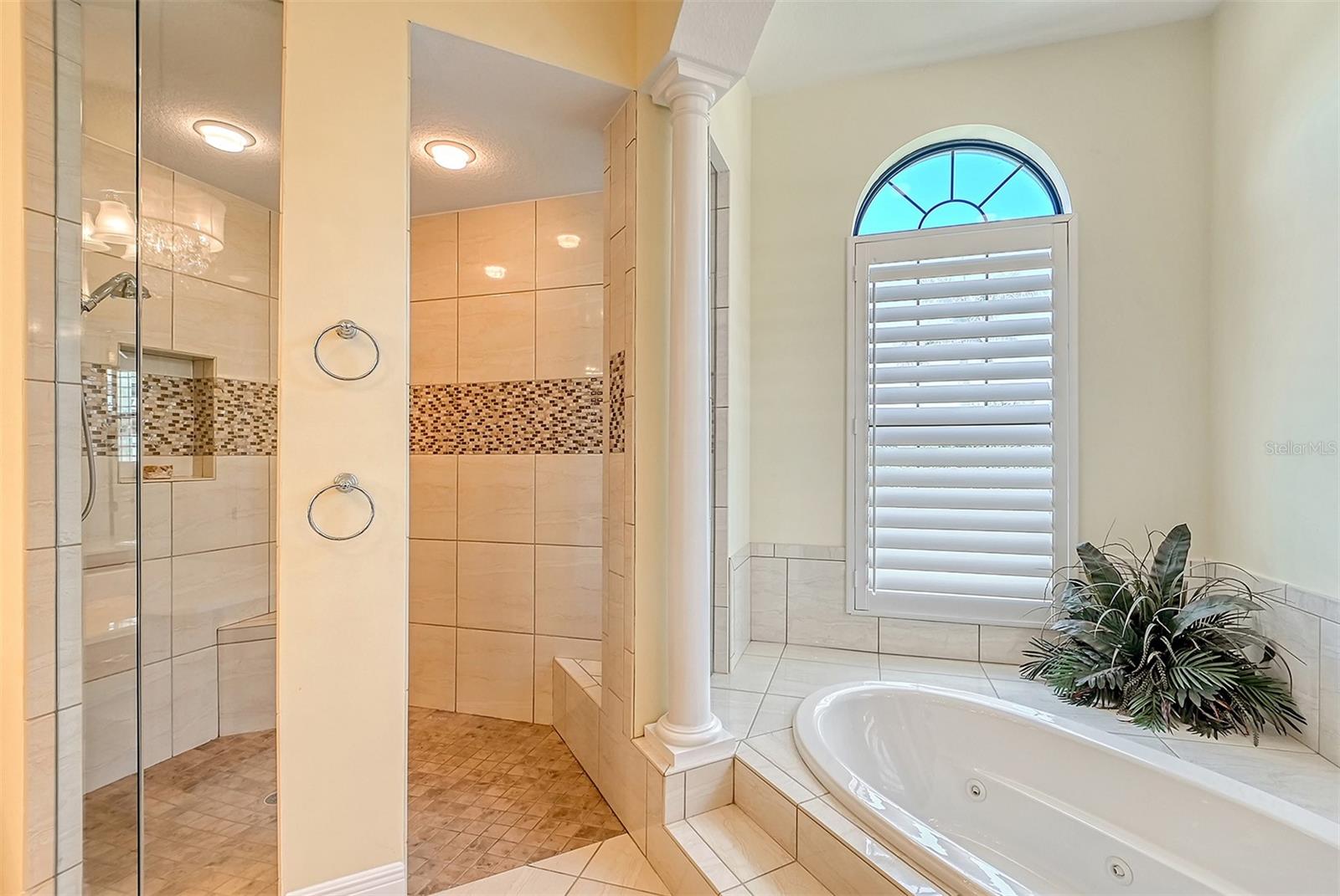 RIVERDALE - Residential