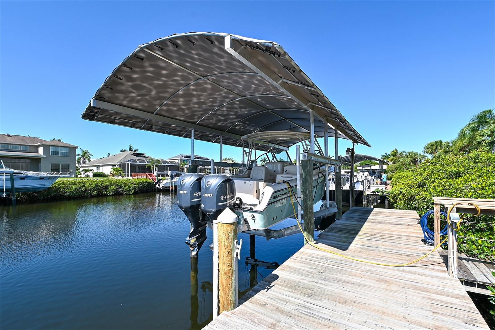 RIVERDALE - Residential