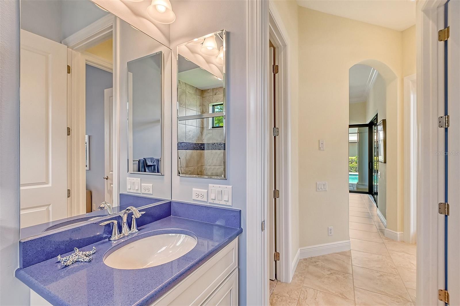 RIVERDALE - Residential