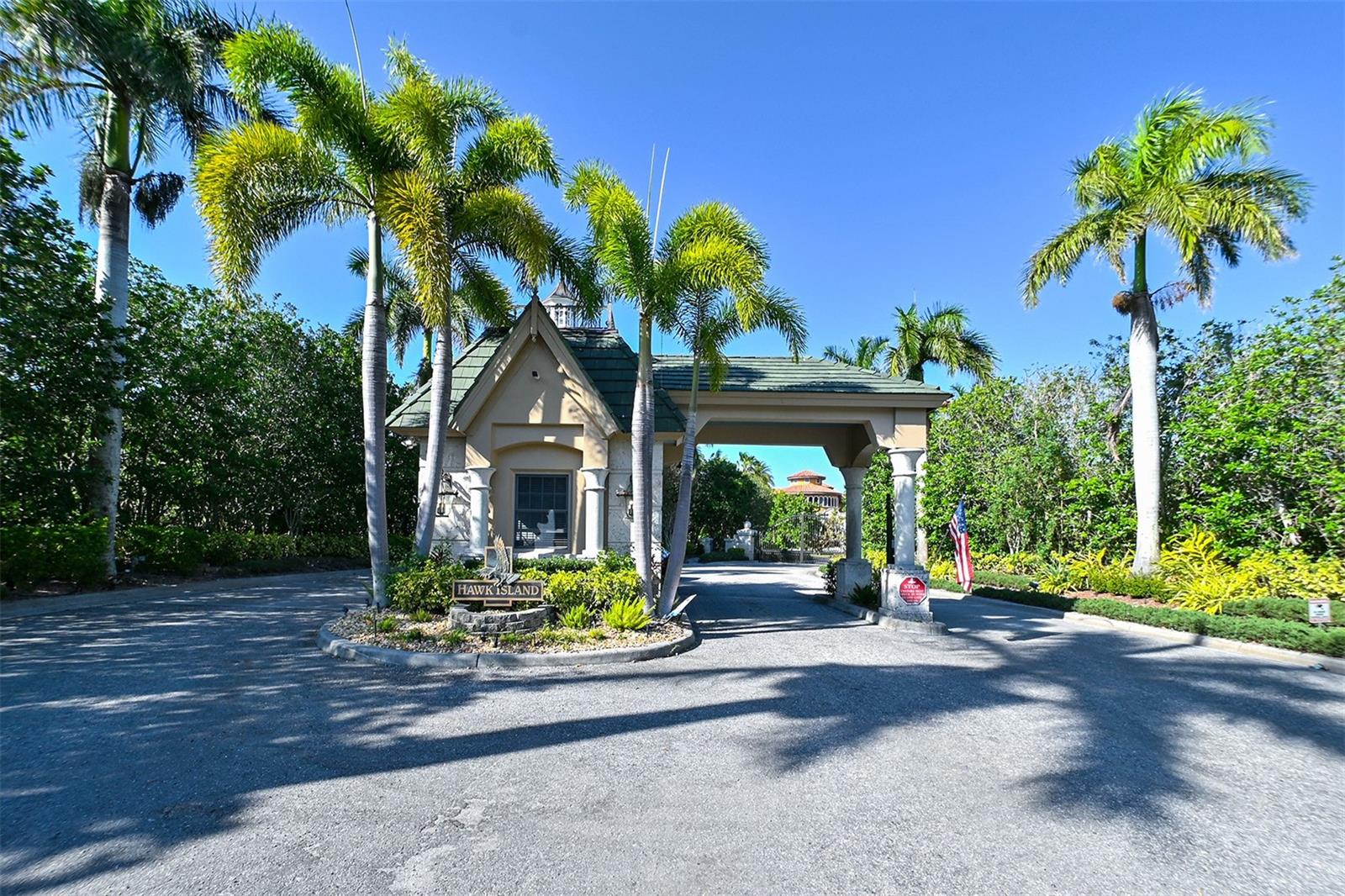 RIVERDALE - Residential